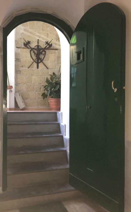 Alla Corte Del Re Dimora Storica Naples Luaran gambar